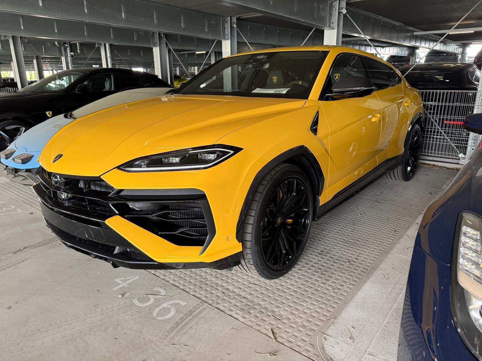 Lamborghini Urus SE 2026 — Düsseldorf